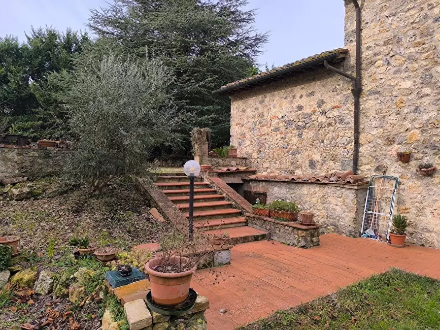 Immagine 24 di Casa colonica in vendita  a Monteriggioni