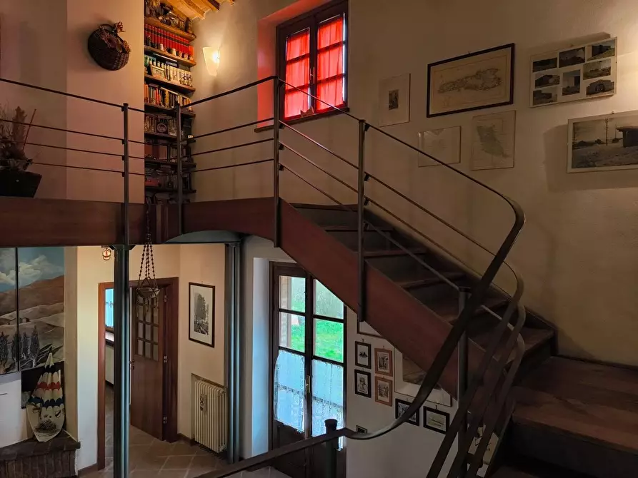 Immagine 60 di Casa colonica in vendita  a Monteriggioni