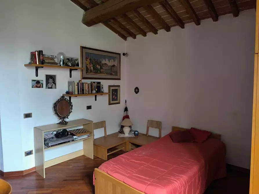 Immagine 50 di Casa colonica in vendita  a Monteriggioni