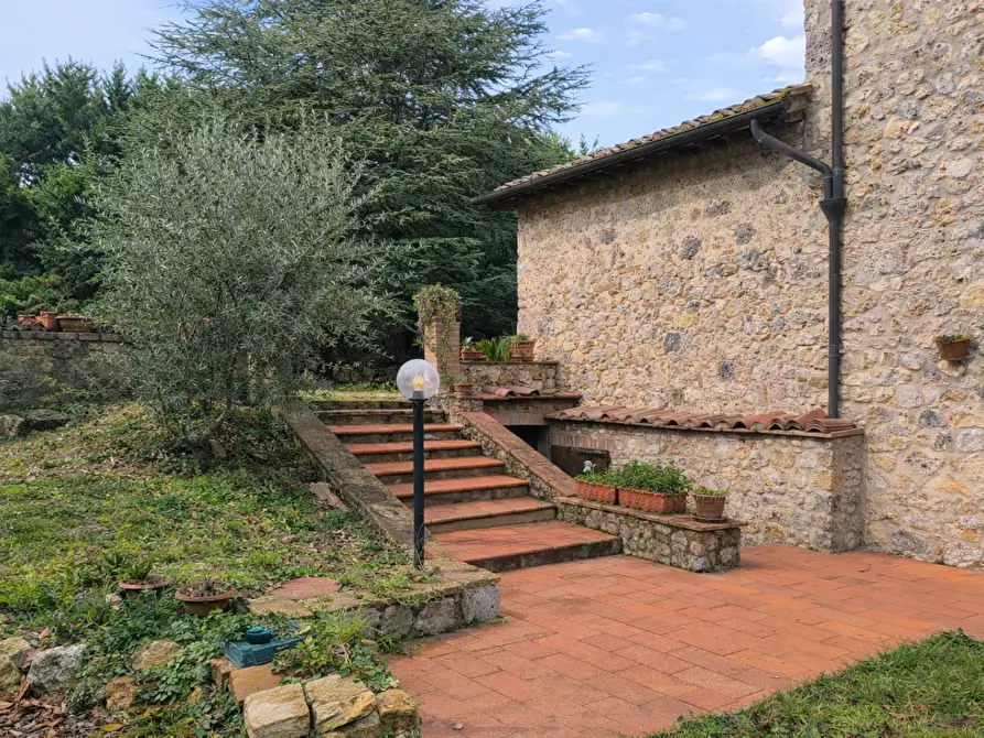 Immagine 7 di Casa colonica in vendita  a Monteriggioni