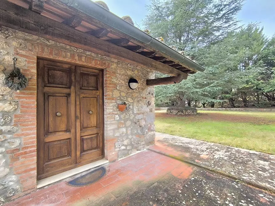 Immagine 17 di Casa colonica in vendita  a Monteriggioni