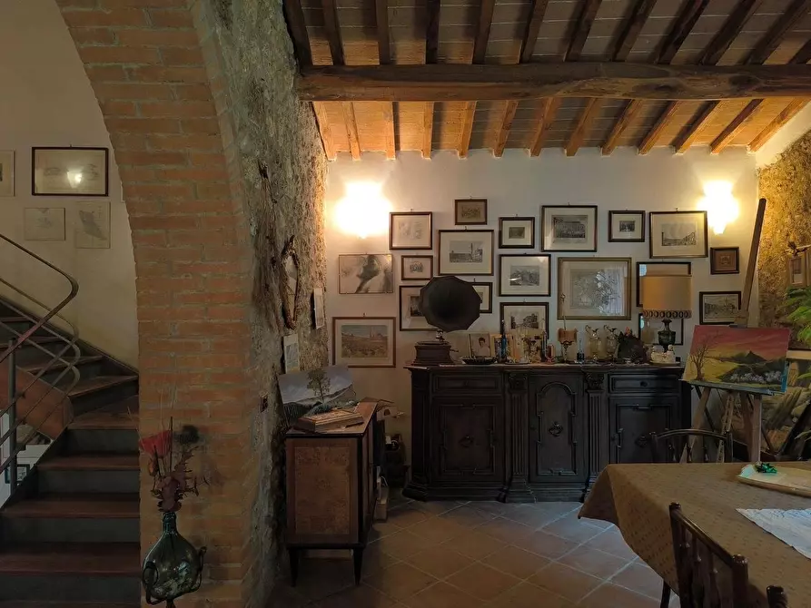 Immagine 64 di Casa colonica in vendita  a Monteriggioni