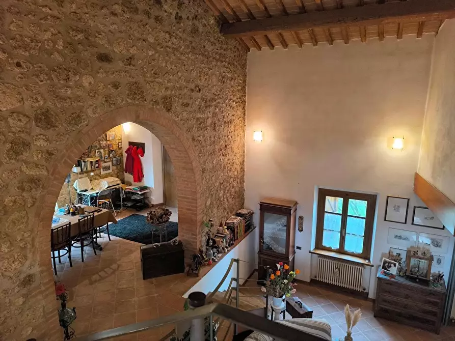 Immagine 44 di Casa colonica in vendita  a Monteriggioni