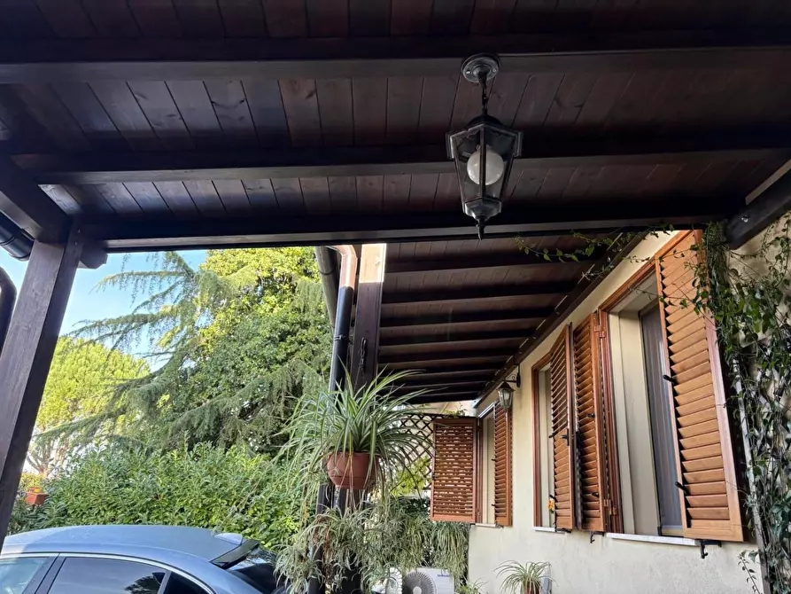 Immagine 13 di Casa semindipendente in vendita  a Collesalvetti