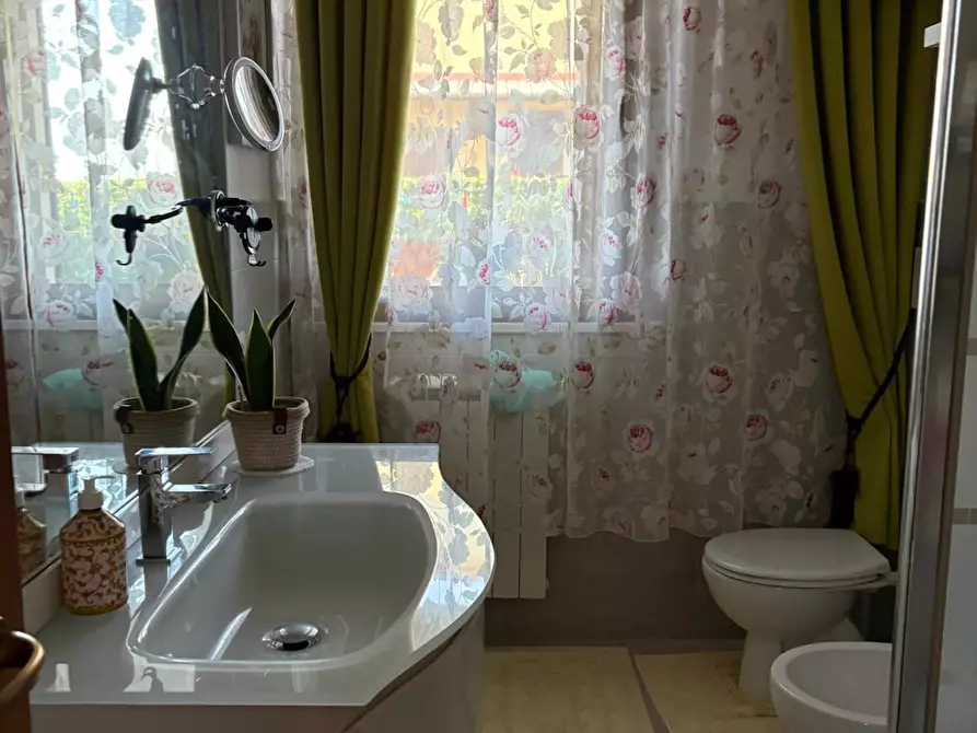 Immagine 22 di Casa semindipendente in vendita  a Collesalvetti