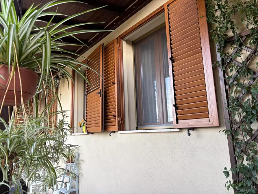 Immagine 16 di Casa semindipendente in vendita  a Collesalvetti