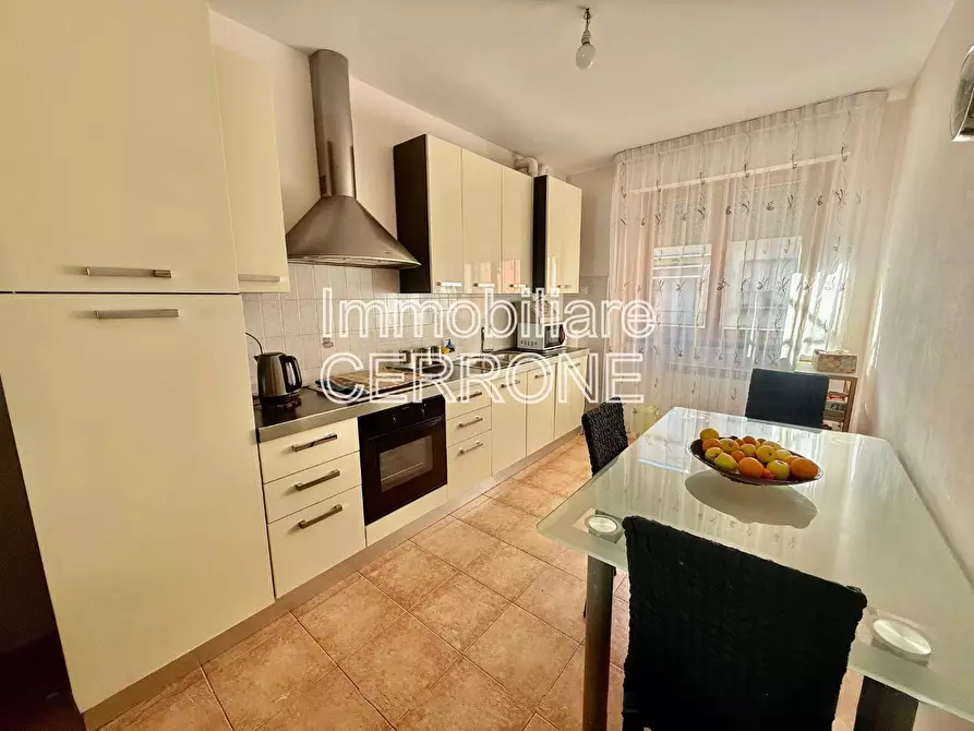 Immagine 2 di Appartamento in vendita  a Cecina