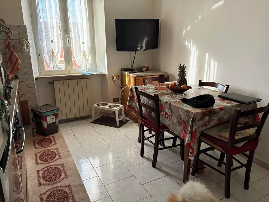 Immagine 2 di Appartamento in vendita  a Livorno