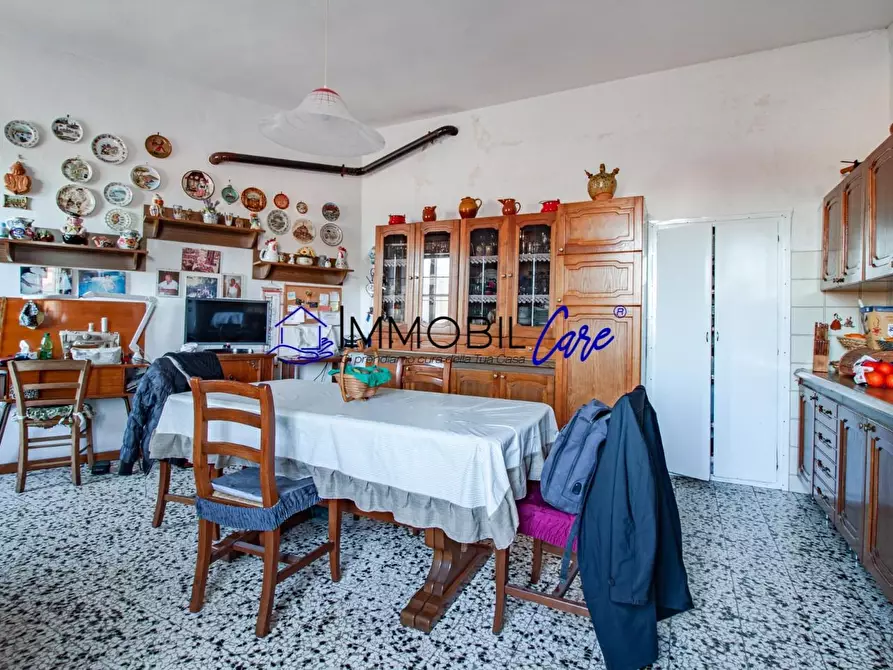 Immagine 6 di Appartamento in vendita  a Livorno