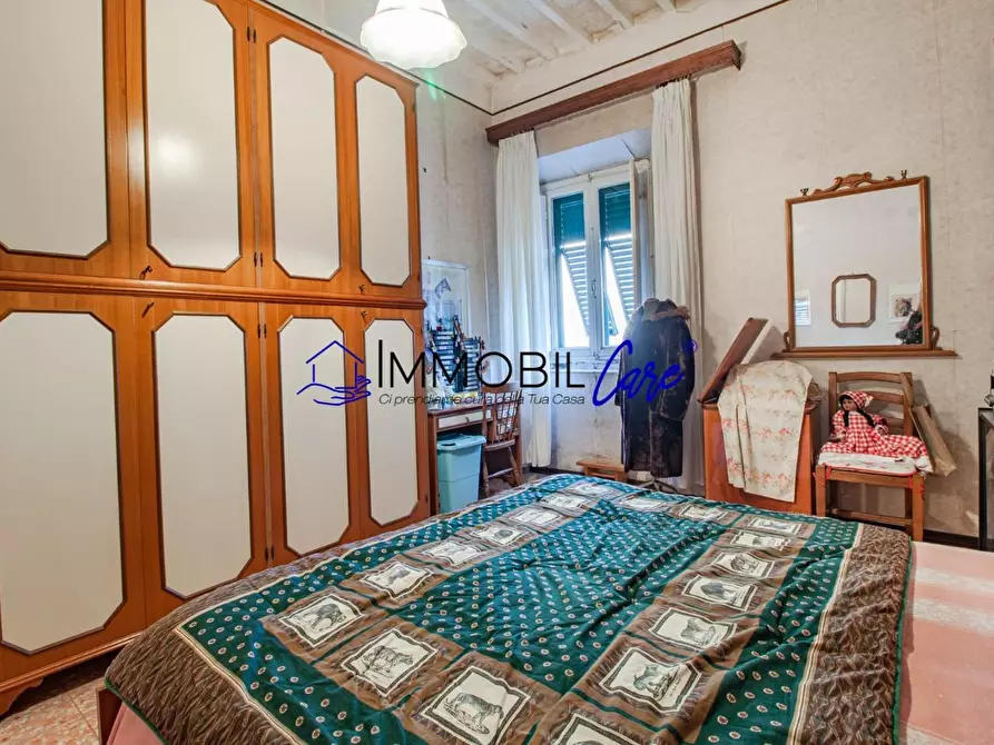 Immagine 13 di Appartamento in vendita  a Livorno