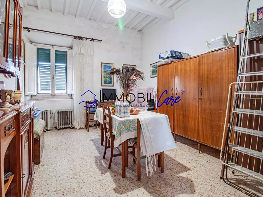 Immagine 8 di Appartamento in vendita  a Livorno