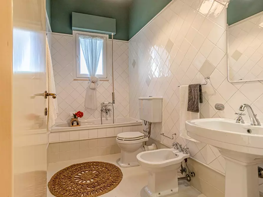 Immagine 24 di Appartamento in vendita  a Vinci