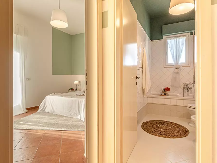 Immagine 23 di Appartamento in vendita  a Vinci