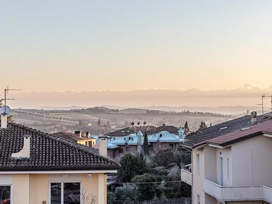 Immagine 31 di Appartamento in vendita  a Vinci