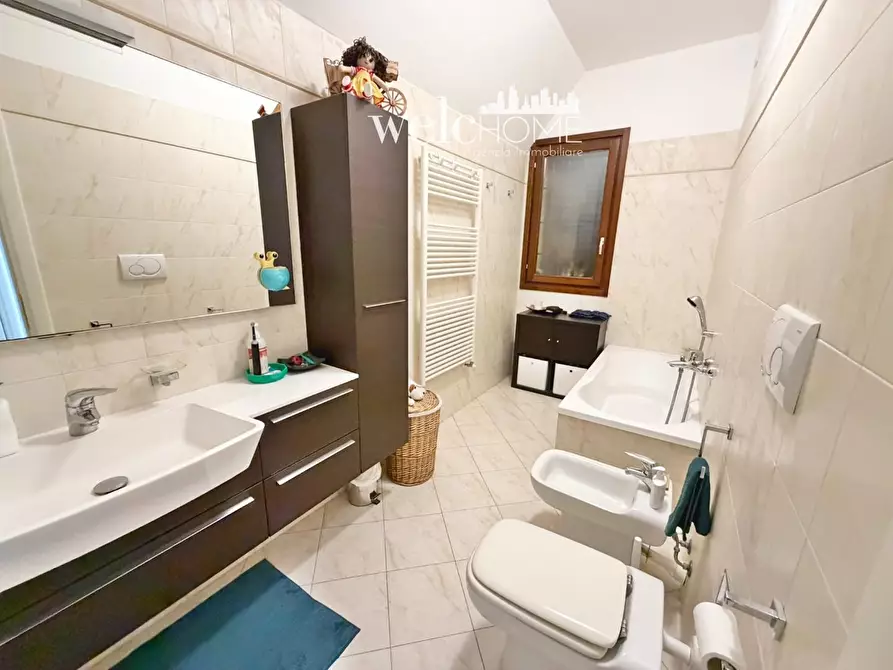 Immagine 25 di Appartamento in vendita  a Prato