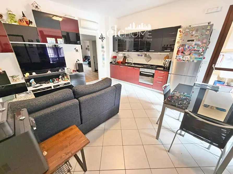 Immagine 1 di Appartamento in vendita  a Prato