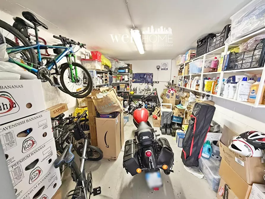 Immagine 20 di Appartamento in vendita  a Prato