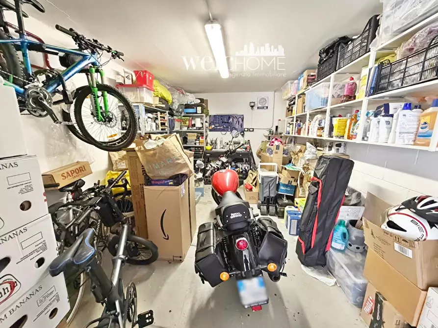 Immagine 19 di Appartamento in vendita  a Prato