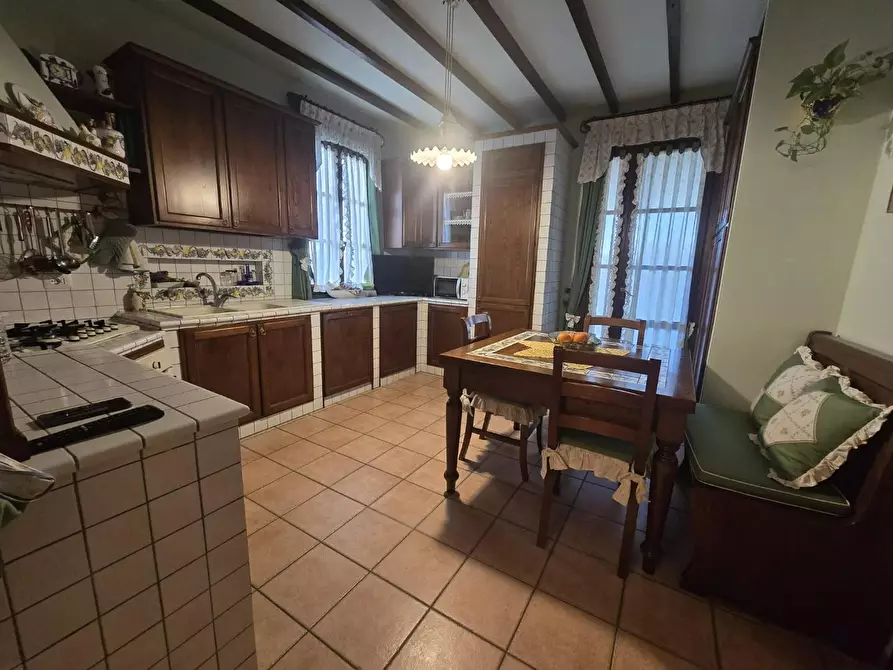 Immagine 11 di Casa indipendente in vendita  a Cerreto Guidi