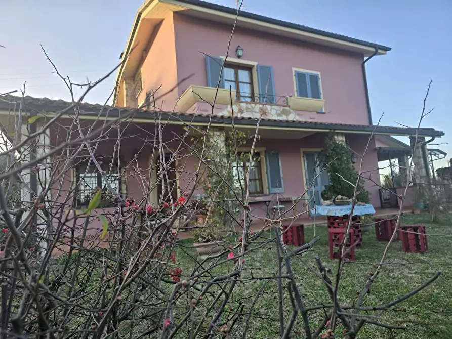 Immagine 2 di Casa indipendente in vendita  a Cerreto Guidi