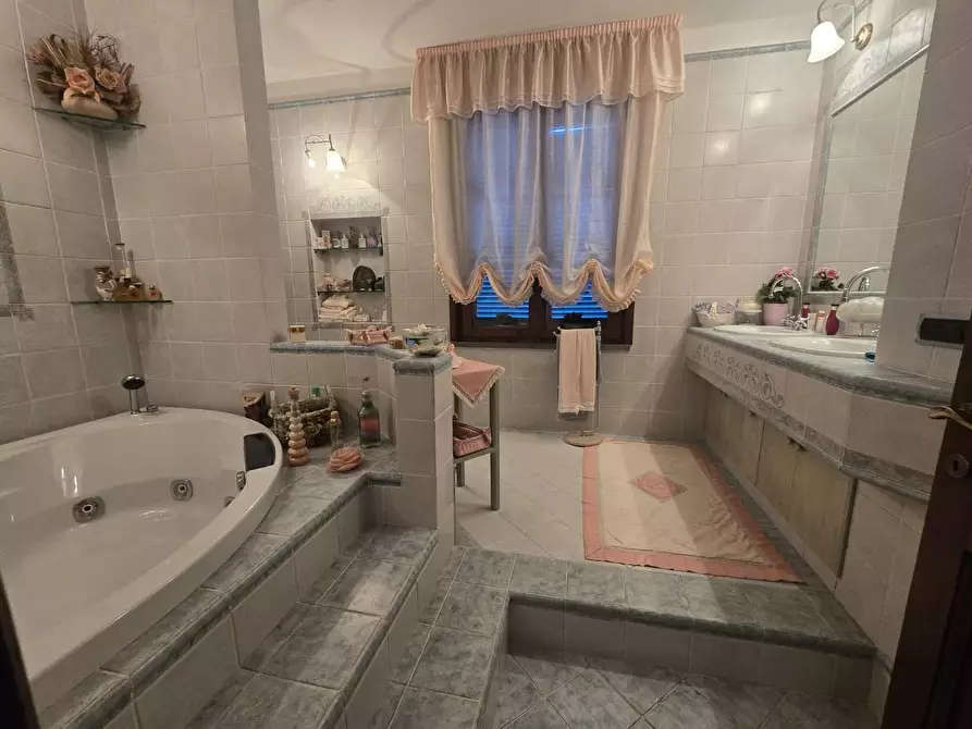 Immagine 40 di Casa indipendente in vendita  a Cerreto Guidi