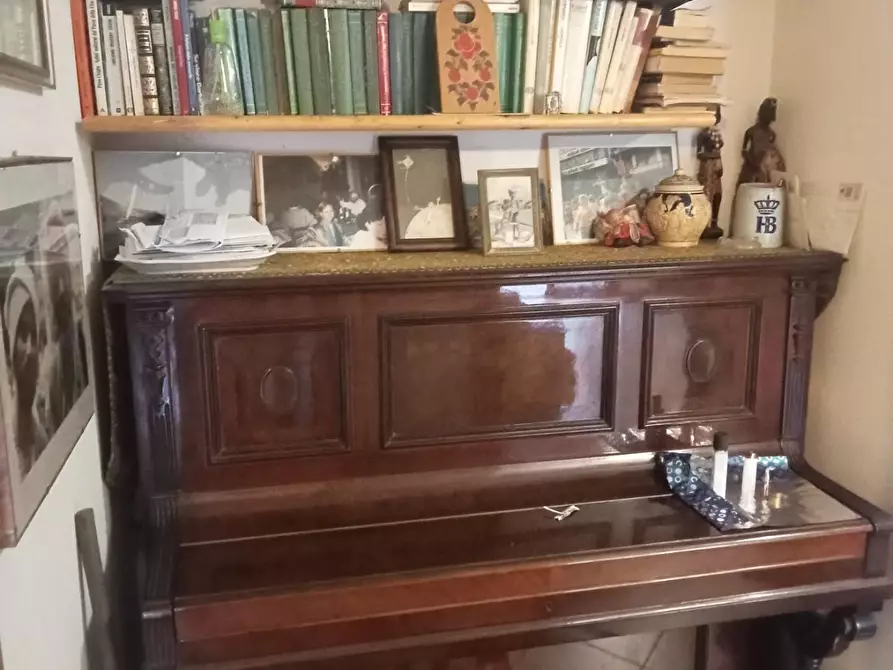 Immagine 2 di Appartamento in vendita  a Aulla