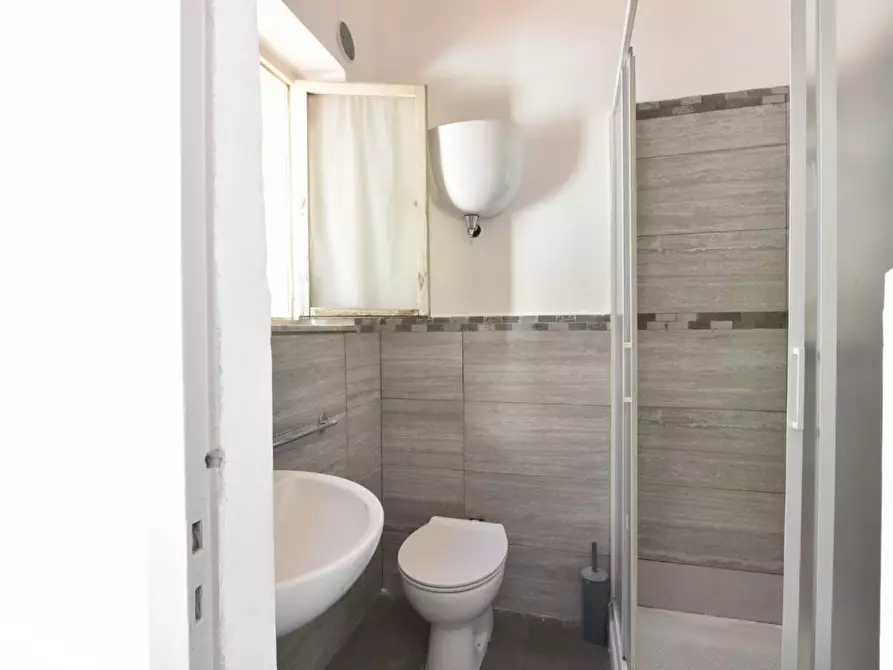 Immagine 8 di Appartamento in vendita  a Siena