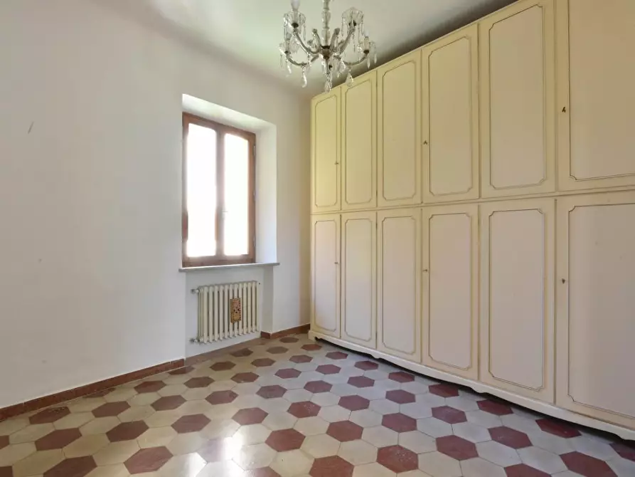 Immagine 6 di Appartamento in vendita  a Siena