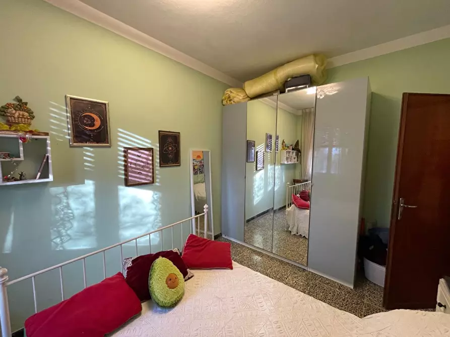 Immagine 12 di Porzione di casa in vendita  a Capannori