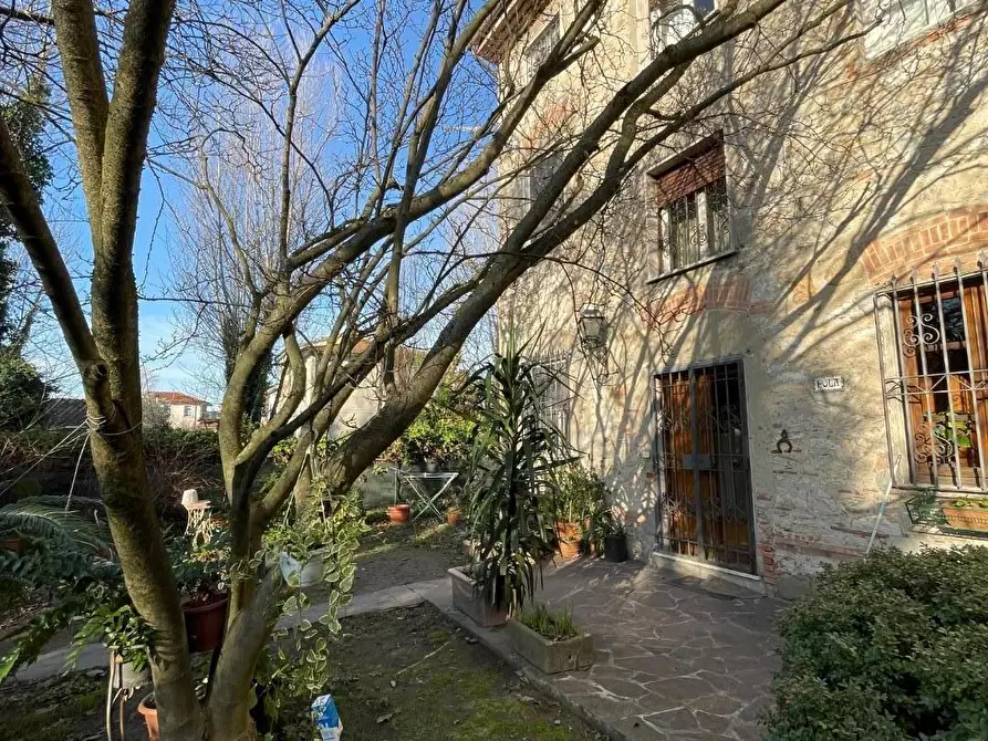 Immagine 27 di Porzione di casa in vendita  a Capannori