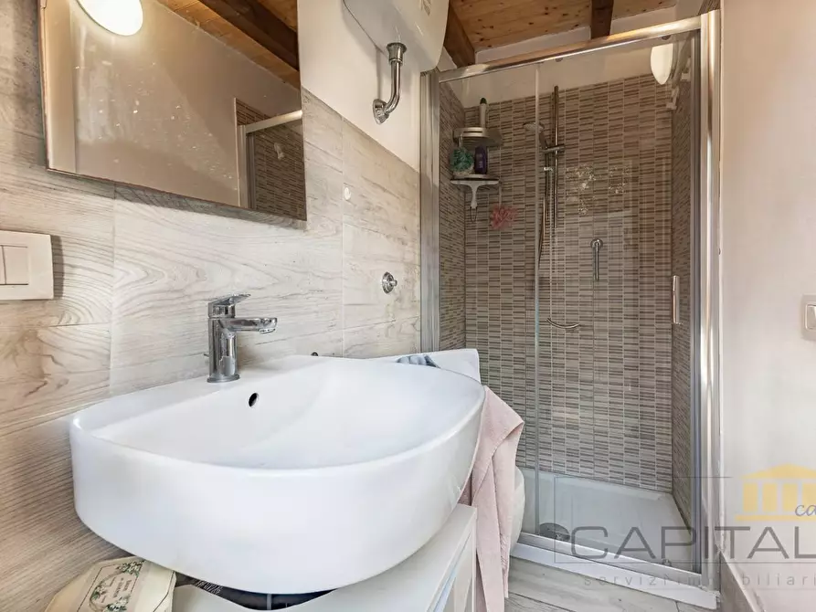 Immagine 13 di Villa in vendita  a Pisa