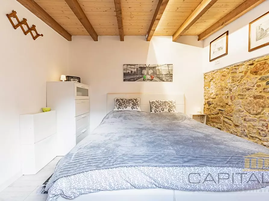 Immagine 10 di Villa in vendita  a Pisa