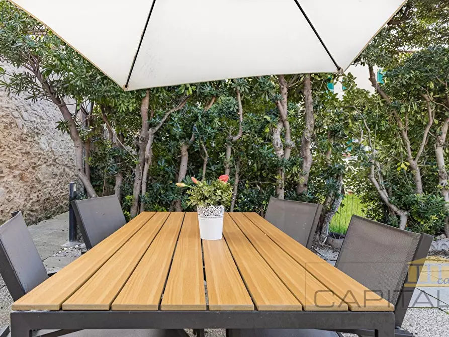 Immagine 19 di Villa in vendita  a Pisa