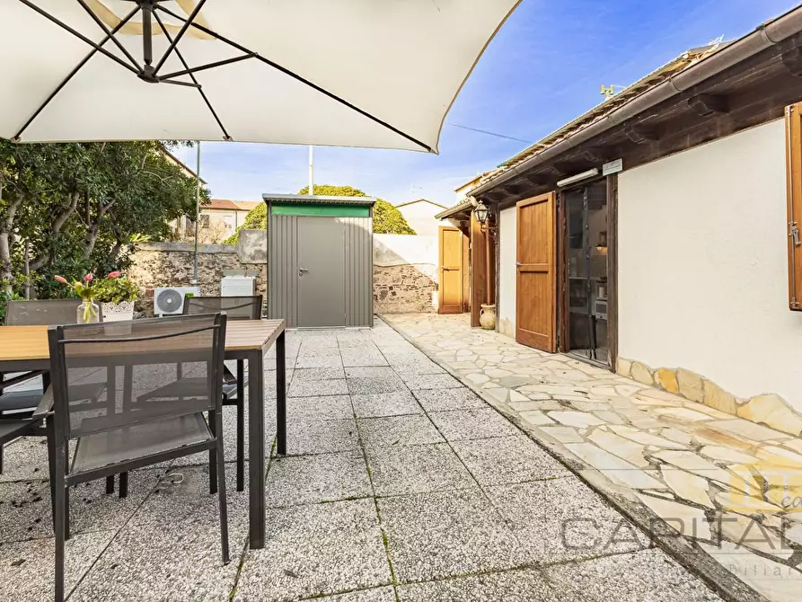 Immagine 18 di Villa in vendita  a Pisa