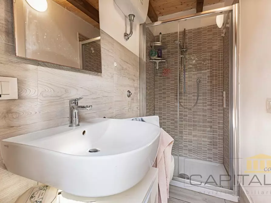 Immagine 7 di Villa in vendita  a Pisa