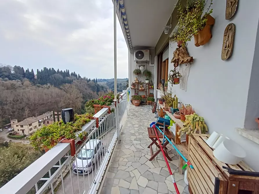 Immagine 10 di Appartamento in vendita  a Siena