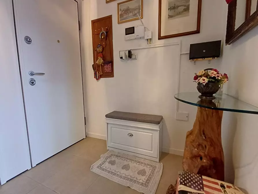 Immagine 4 di Appartamento in vendita  a Siena