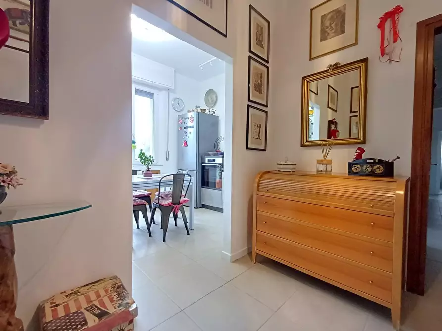 Immagine 3 di Appartamento in vendita  a Siena
