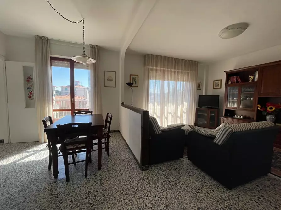 Immagine 10 di Appartamento in vendita  a Pisa