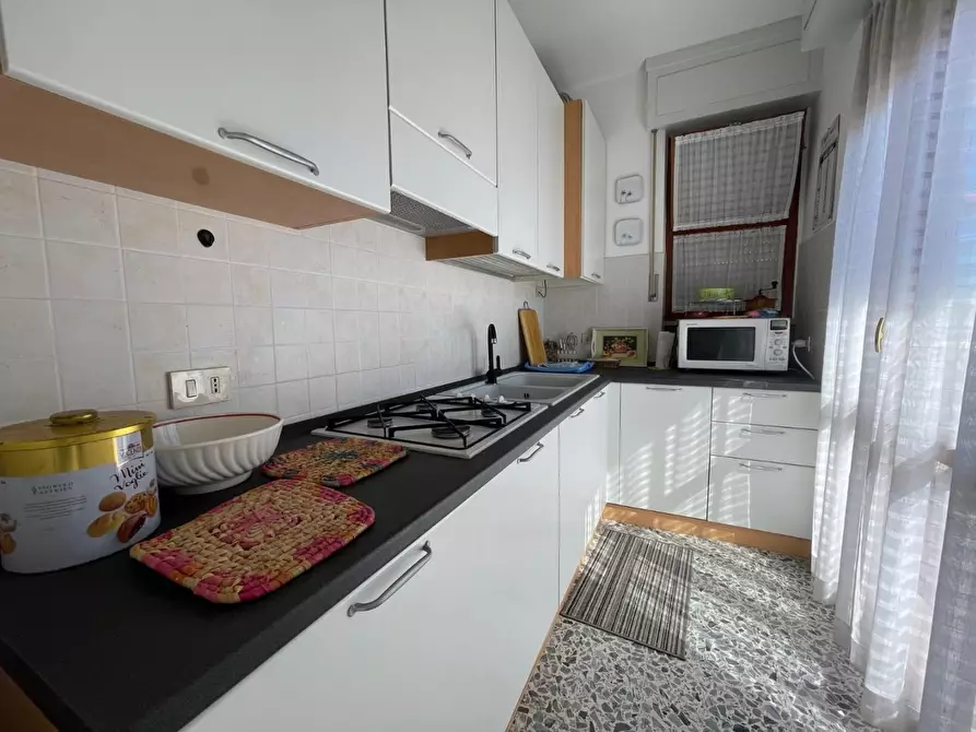 Immagine 22 di Appartamento in vendita  a Pisa