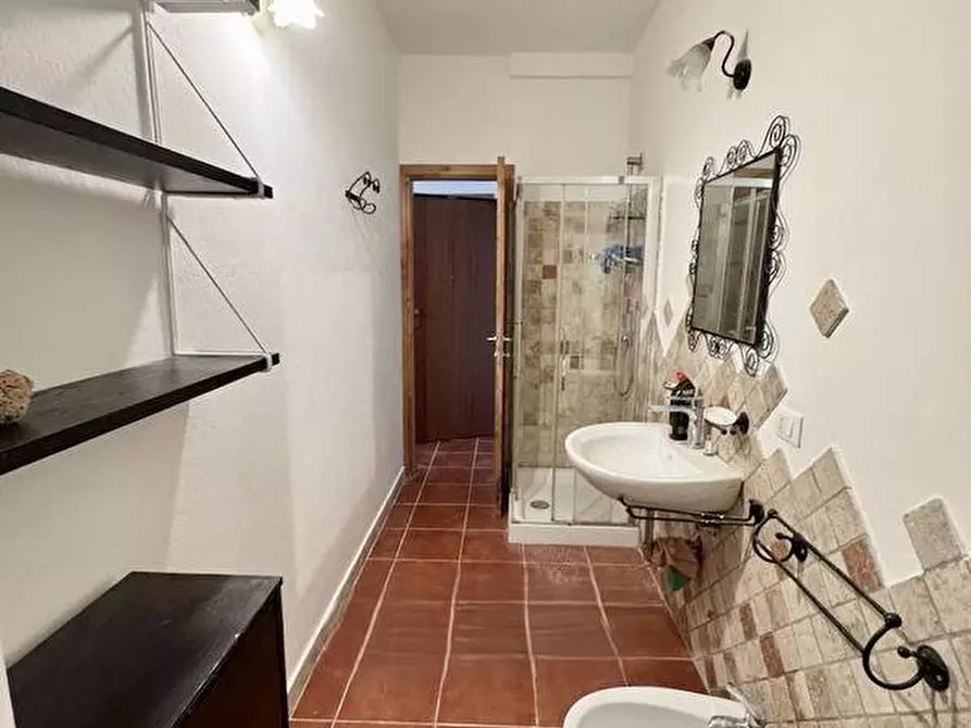 Immagine 10 di Appartamento in vendita  a Pisa