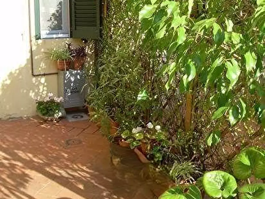 Immagine 13 di Appartamento in vendita  a Pisa