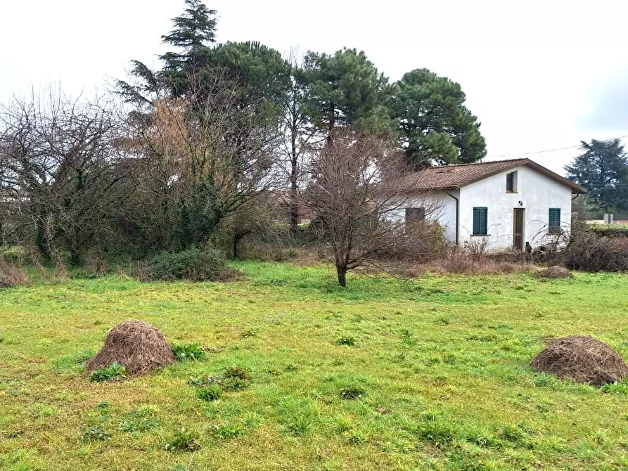 Immagine 1 di Loft/Open space in vendita  a Capannori