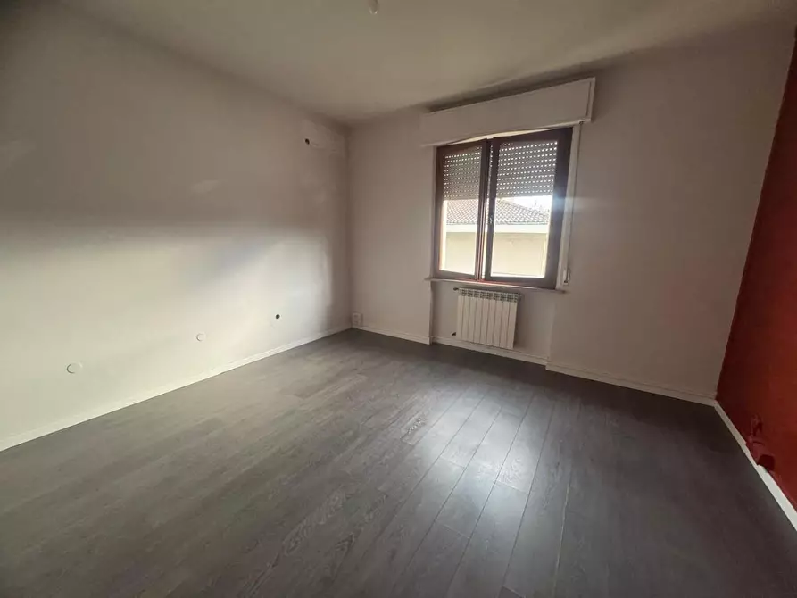 Immagine 4 di Ufficio in affitto  a Pontedera