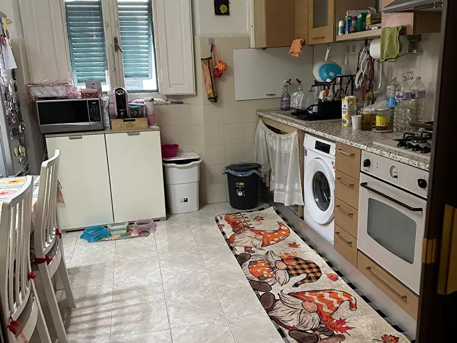 Immagine 2 di Appartamento in vendita  a Livorno