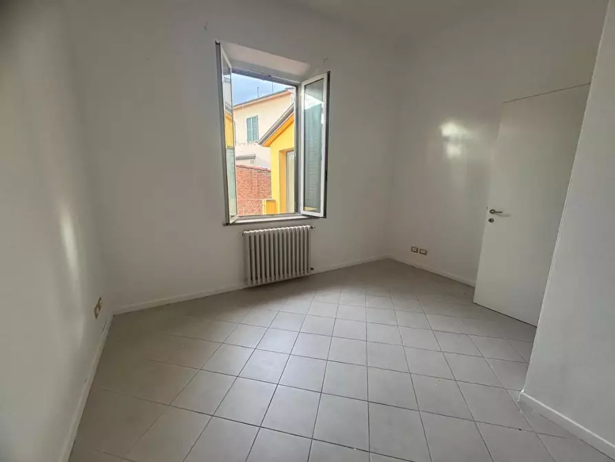 Immagine 6 di Ufficio in affitto  a Pontedera