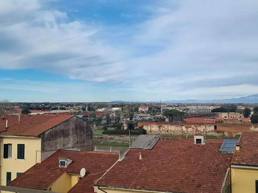 Immagine 39 di Mansarda in affitto  a Pisa