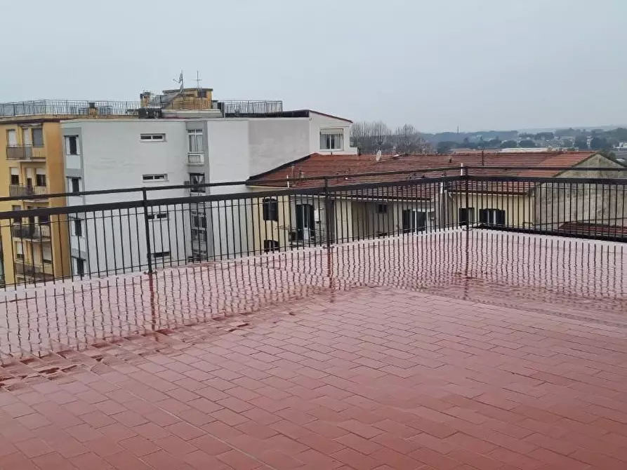 Immagine 2 di Mansarda in affitto  a Pisa