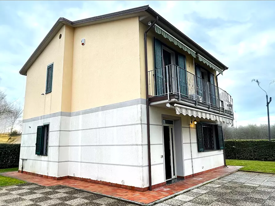 Immagine 1 di Casa indipendente in vendita  a San Giuliano Terme