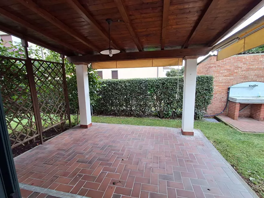 Immagine 3 di Casa indipendente in vendita  a San Giuliano Terme